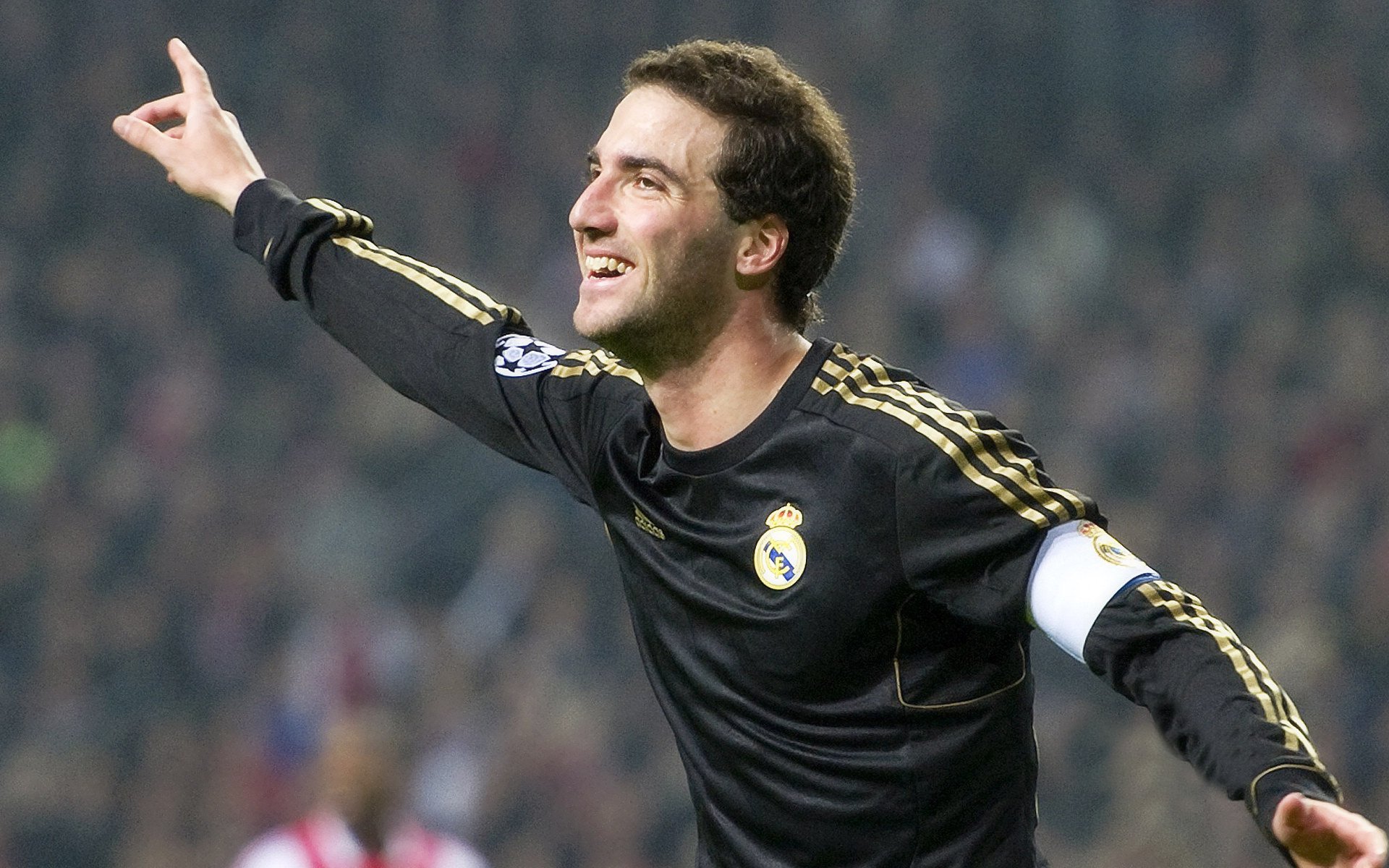 中国足球预选赛:豪取大捷,冲击世界杯!,中国足球预选赛视频