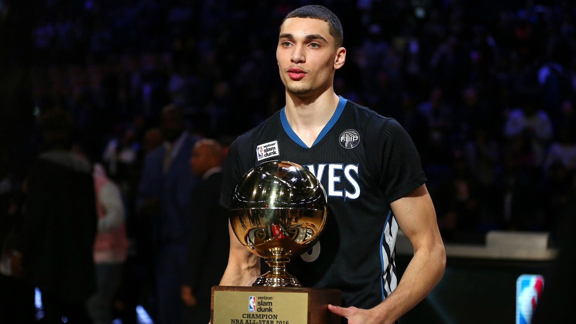 杰克·阿莱克西男子100米自由泳决赛爆发强势，埃里克自由泳100米